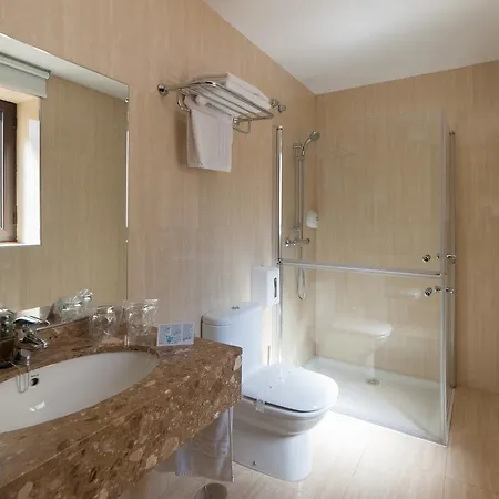 Restaurante Canzana Ξενοδοχείο 3*