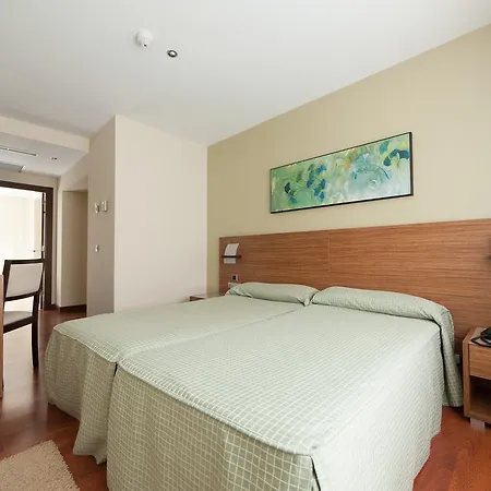 Ξενοδοχείο Restaurante Canzana 3*