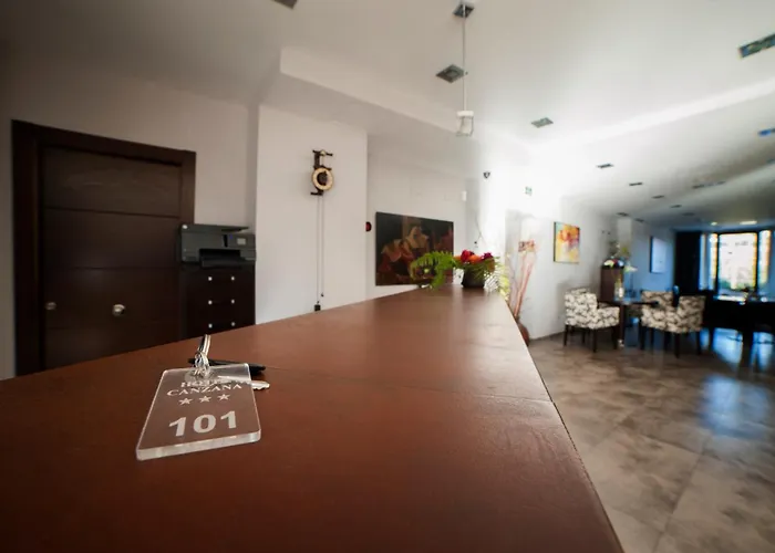 Restaurante Canzana فندق 3*